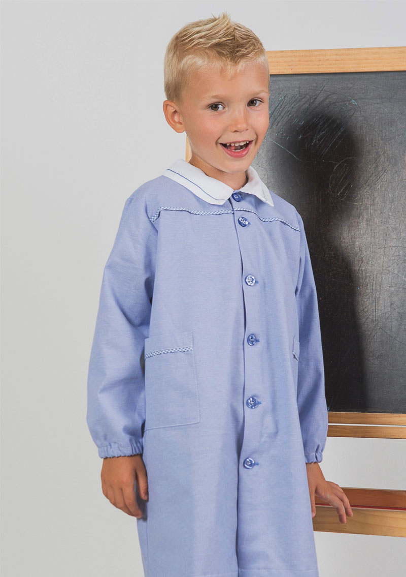 Tristan-grembiule-scuola-materna-tinta-unita-oxford-azzurro-particolare01