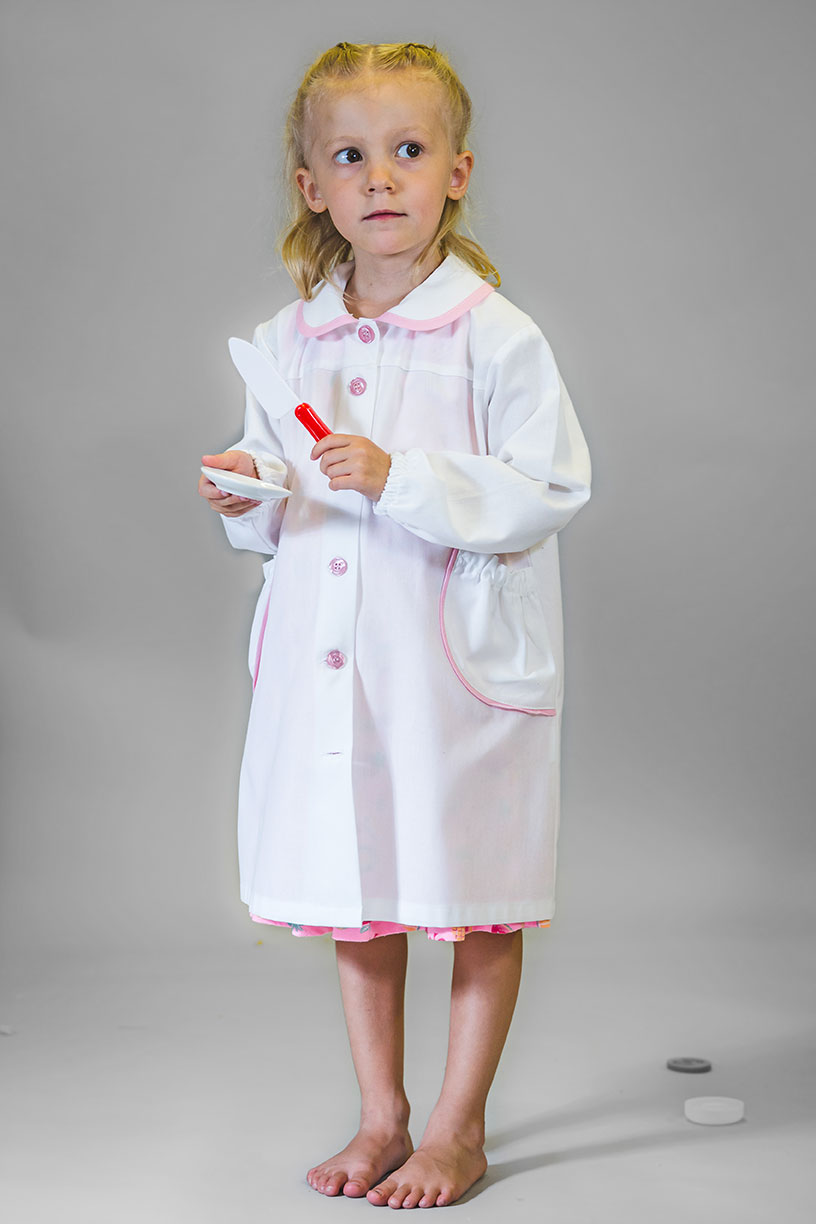 Pandora-grembiule-scuola-materna-bianco-particolare